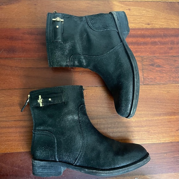 Tory Burch Selena Boots Black Size 8 Crinkle Distressed Leather Logo Metallic - Picture 4 of 12